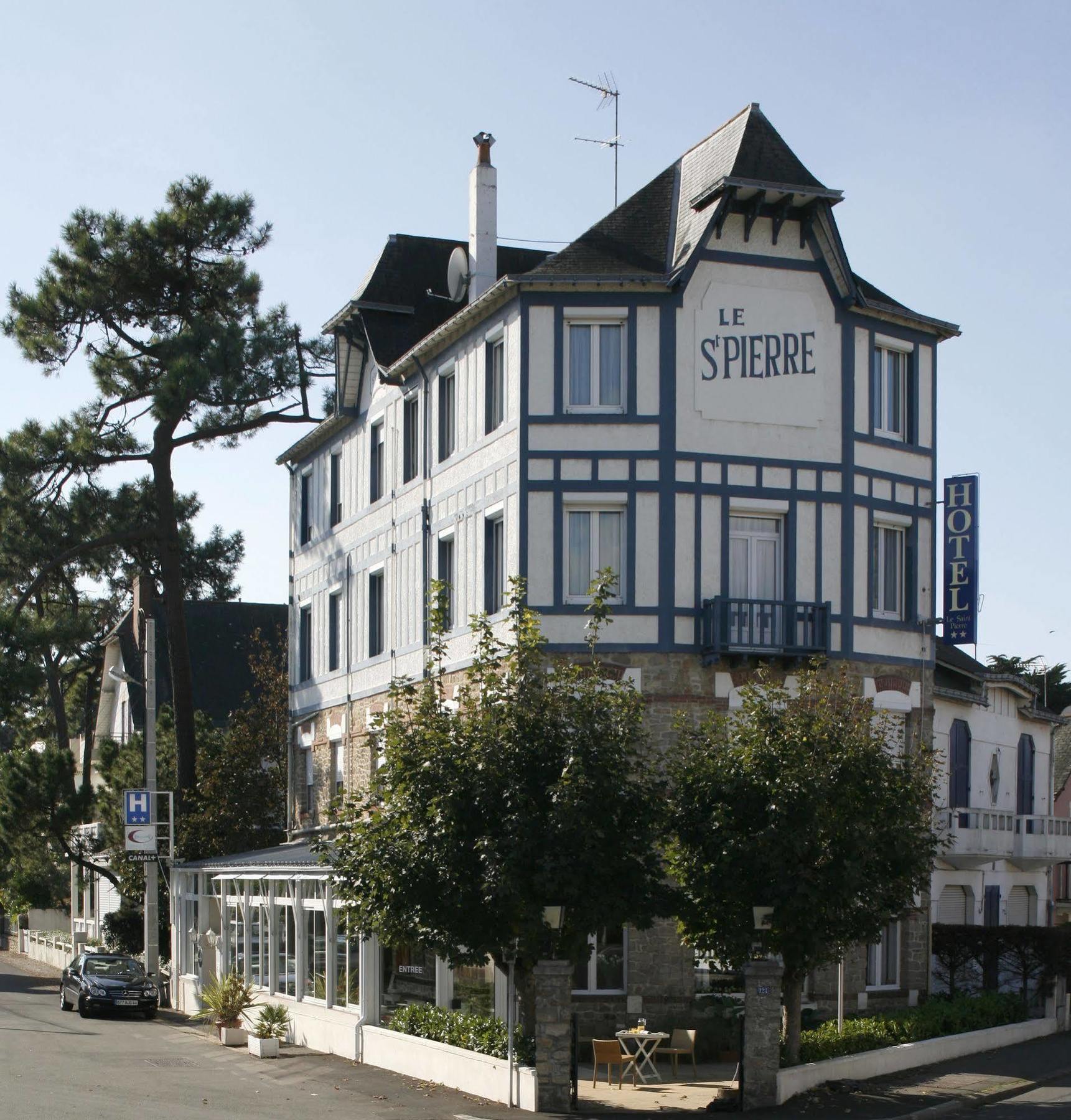 Hotel Le Saint Pierre, La Baule-Escoublac ภายนอก รูปภาพ